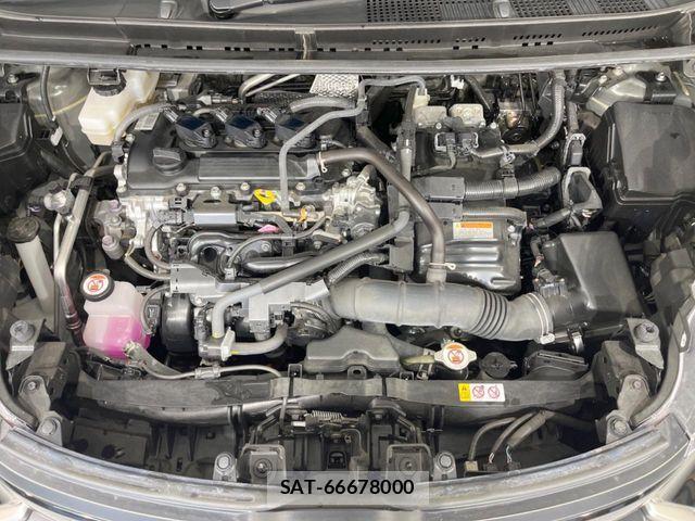 Toyota SIENTA 2023-05 7021596-17