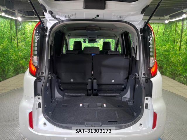Toyota SIENTA 2024-09 7021603-10