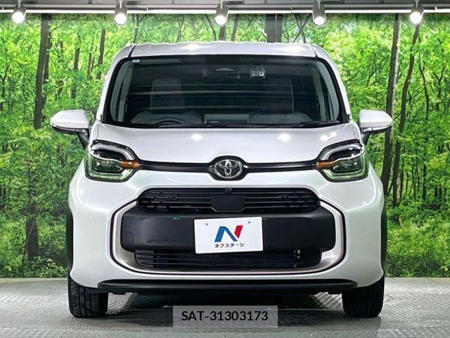 Toyota SIENTA 2024-09 7021603-14