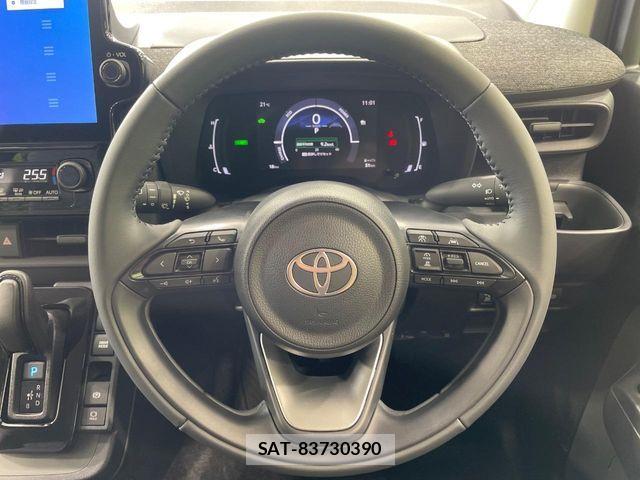 Toyota SIENTA 2026-04 7021593-11