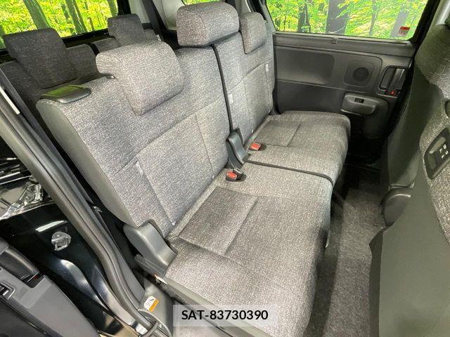 Toyota SIENTA 2026-04 7021593-8