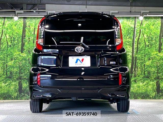 Toyota SIENTA 2024-01 7021597-14