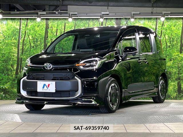 Toyota SIENTA 2024-01 7021597-15