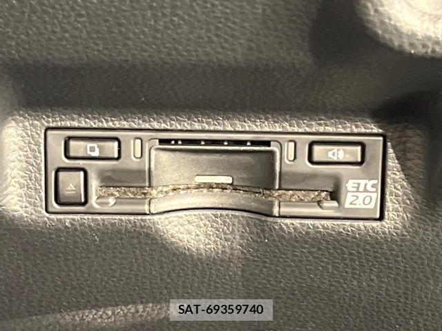 Toyota SIENTA 2024-01 7021597-6