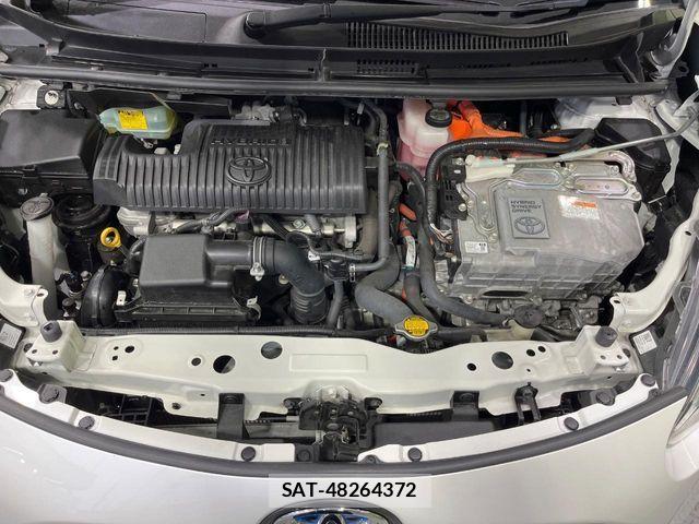 Toyota SIENTA 2017-04 7021605-18