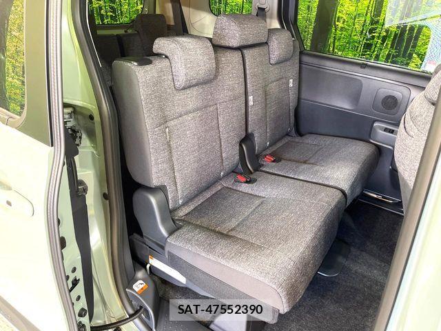 Toyota SIENTA 2026-02 7021595-11