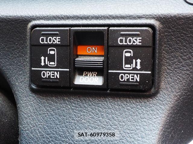 Toyota SIENTA 2016-11 7060740-13