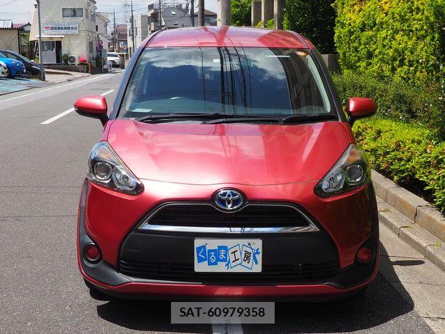 Toyota SIENTA 2016-11 7060740-22