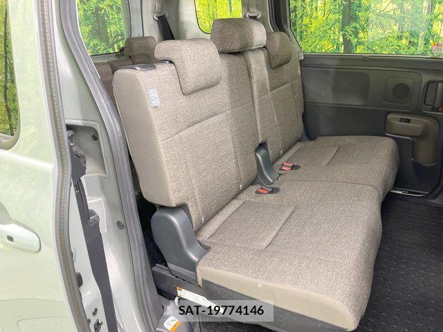 Toyota SIENTA 2024-02 7060727-8