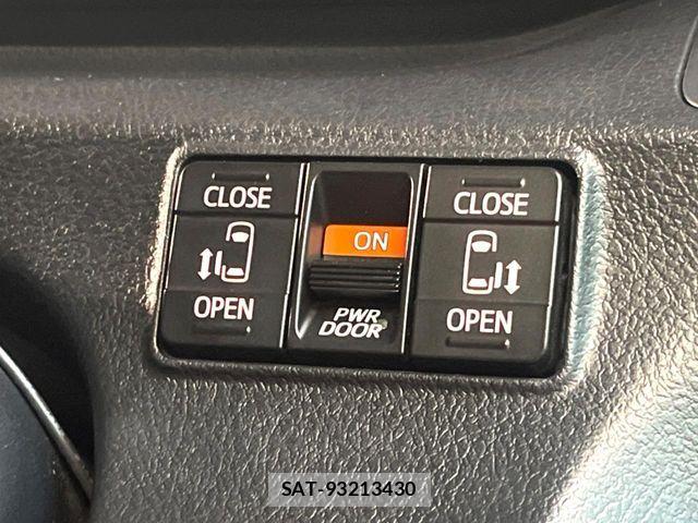 Toyota SIENTA 2020-10 7060730-5