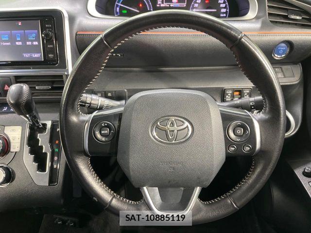 Toyota SIENTA 2015-10 7060736-11