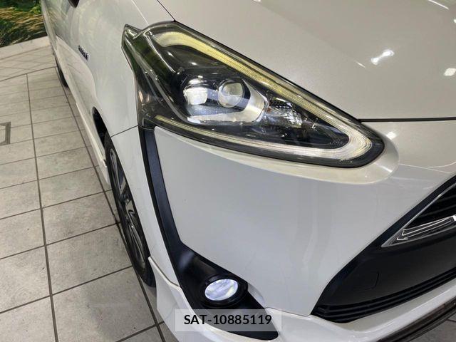 Toyota SIENTA 2015-10 7060736-12