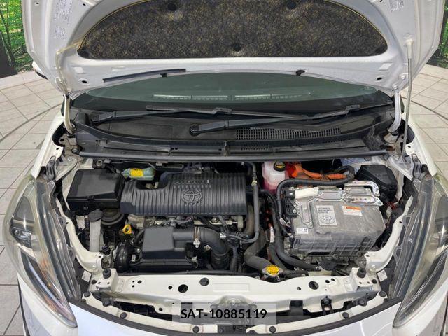 Toyota SIENTA 2015-10 7060736-18