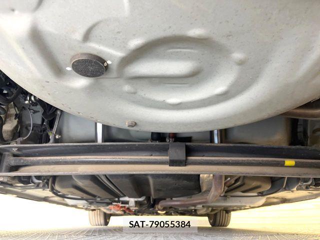 Toyota SIENTA 2016-03 7060734-19