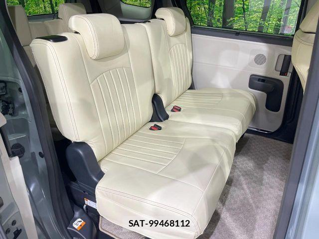 Toyota SIENTA 2025-07 7060721-8