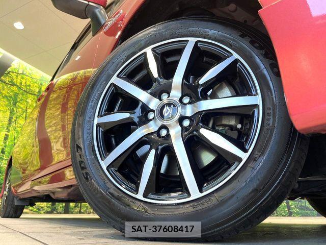Toyota SIENTA 2015-07 7060739-12