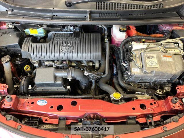 Toyota SIENTA 2015-07 7060739-17