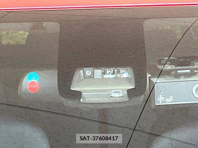 Toyota SIENTA 2015-07 7060739-3