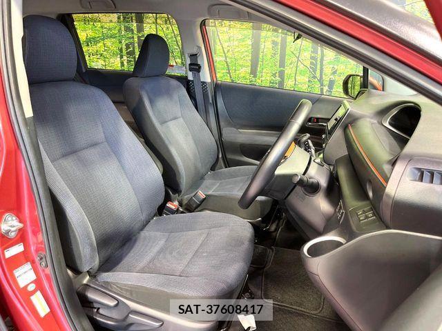 Toyota SIENTA 2015-07 7060739-7