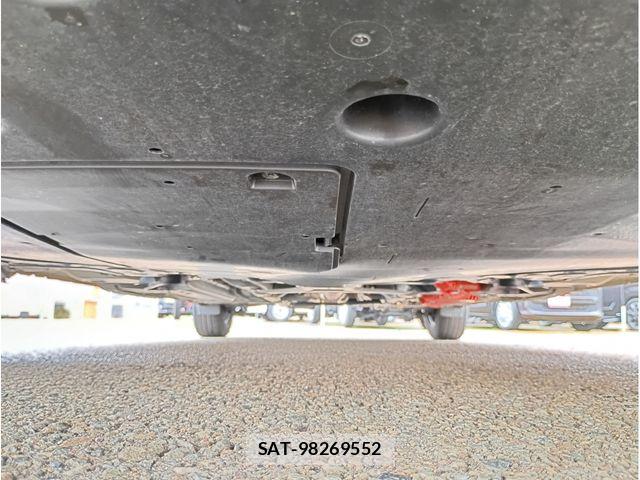 Toyota SIENTA 2022-09 7060731-13