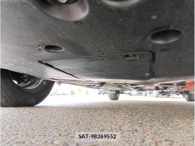 Toyota SIENTA 2022-09 7060731-15