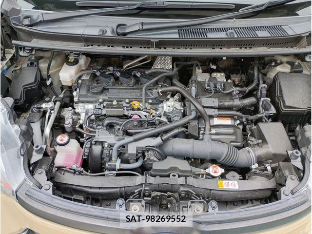 Toyota SIENTA 2022-09 7060731-16