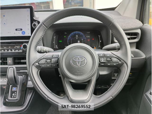 Toyota SIENTA 2022-09 7060731-2