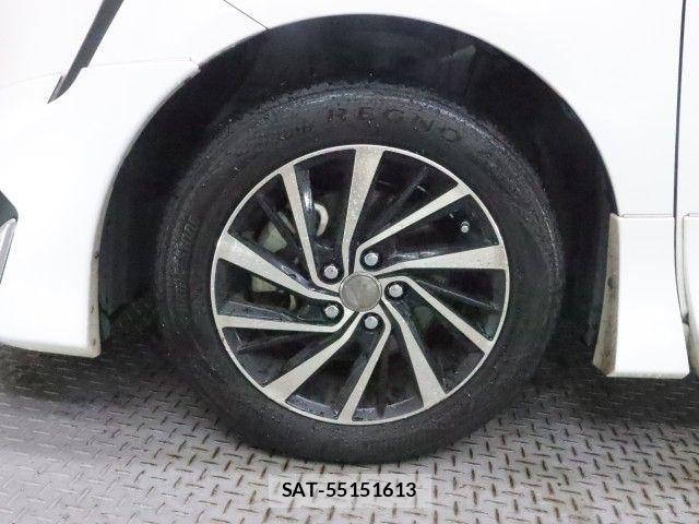 Toyota SIENTA 2019-05 7060733-26