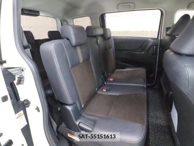 Toyota SIENTA 2019-05 7060733-4