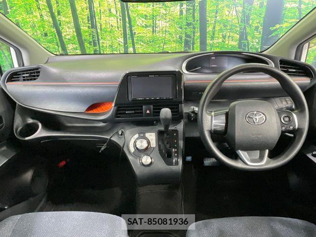 Toyota SIENTA 2015-10 7060738-1