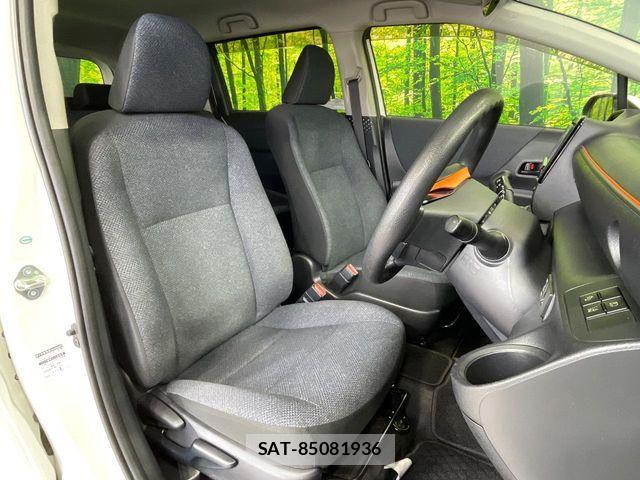 Toyota SIENTA 2015-10 7060738-7