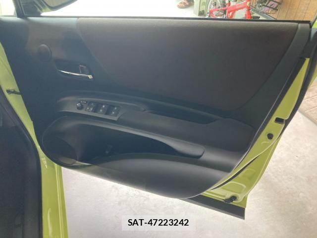Toyota SIENTA 2021-02 7060732-10