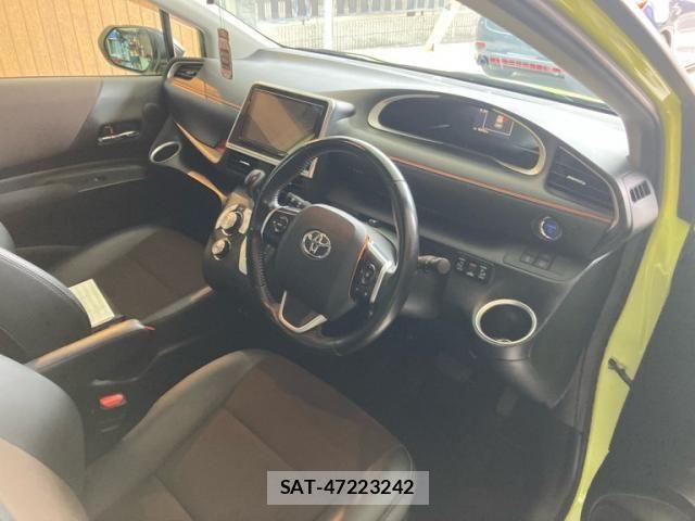 Toyota SIENTA 2021-02 7060732-11