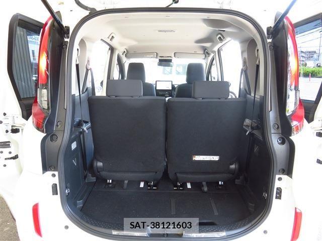 Toyota SIENTA 2023-05 7060729-15