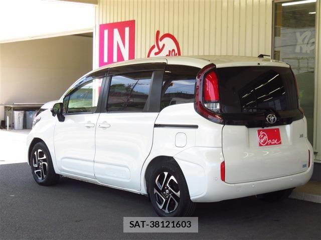 Toyota SIENTA 2023-05 7060729-1