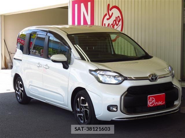 Toyota SIENTA 2023-05 7060729-2