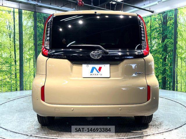 Toyota SIENTA 2024-09 7225120-15