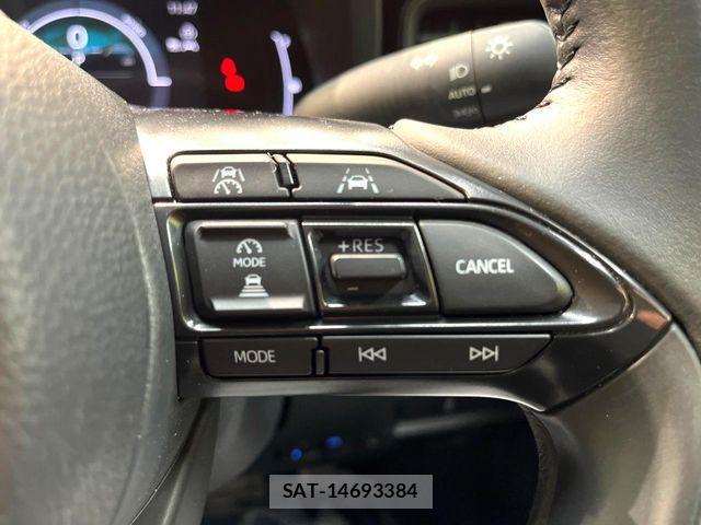 Toyota SIENTA 2024-09 7225120-6