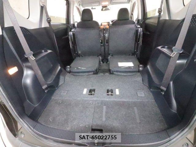 Toyota SIENTA 2016-11 7225058-10