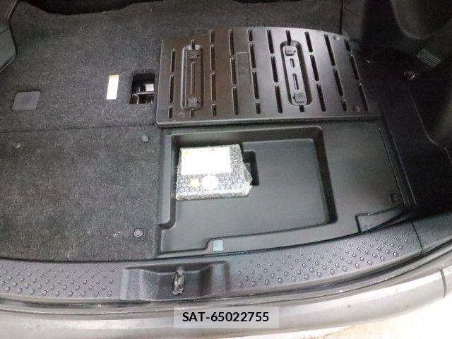 Toyota SIENTA 2016-11 7225058-11