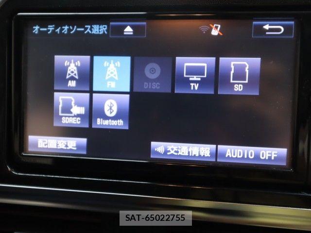 Toyota SIENTA 2016-11 7225058-17