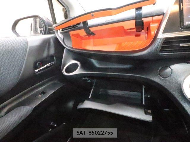 Toyota SIENTA 2016-11 7225058-25
