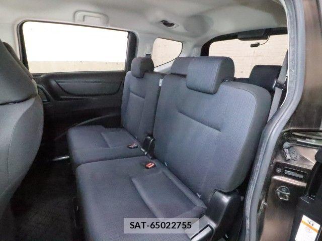 Toyota SIENTA 2016-11 7225058-6