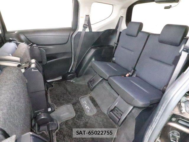 Toyota SIENTA 2016-11 7225058-8