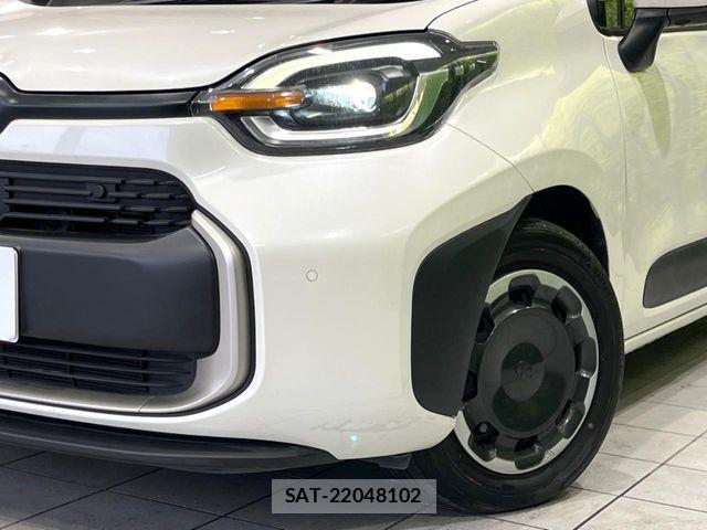 Toyota SIENTA 2023-12 7225109-11