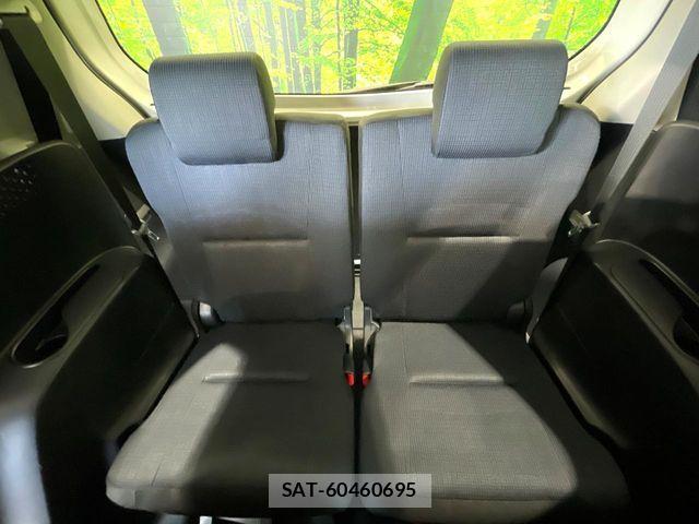 Toyota SIENTA 2018-01 7225066-9