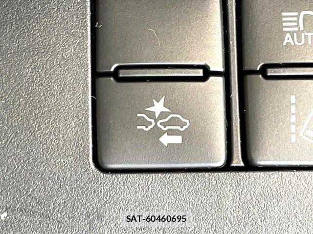 Toyota SIENTA 2018-01 7225066-5