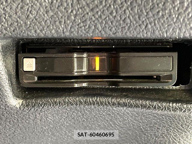 Toyota SIENTA 2018-01 7225066-6