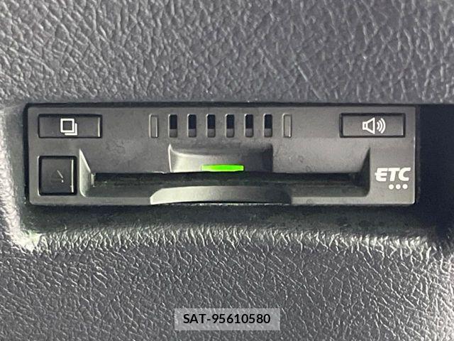 Toyota SIENTA 2020-04 7225078-6