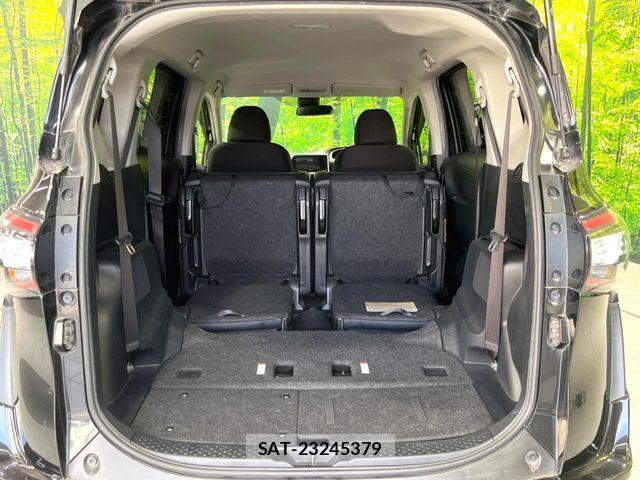 Toyota SIENTA 2017-07 7225060-10